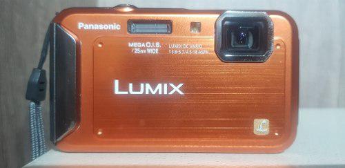 Camara digital panasonic lumix sumergible