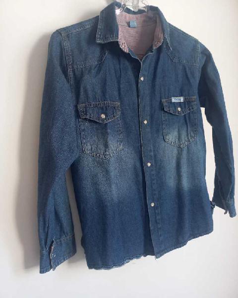 Camisa