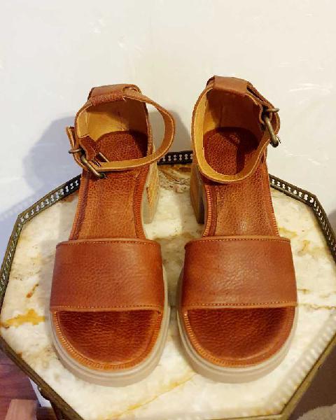 Sandalias
