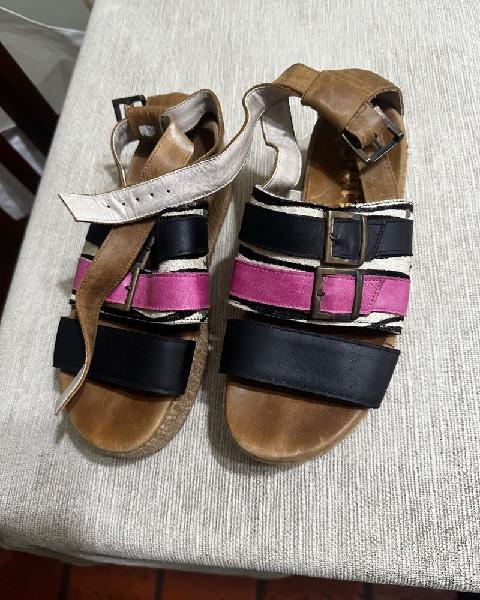 Sandalias