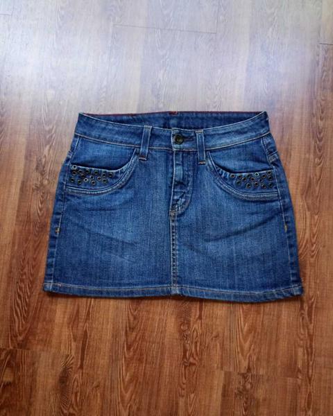 Pollera levis